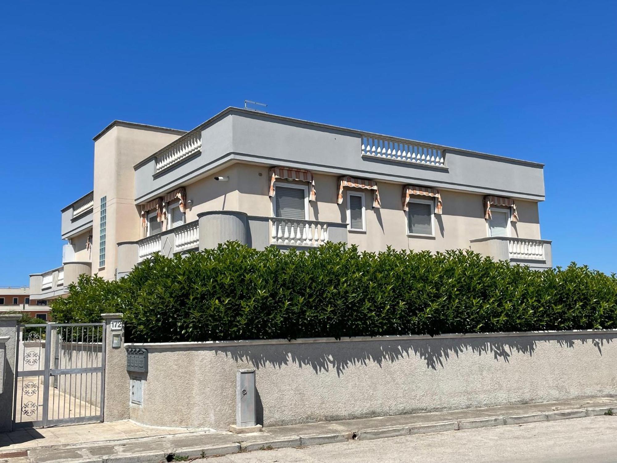 A Casa Di Lia Villa Pulsano Exterior photo